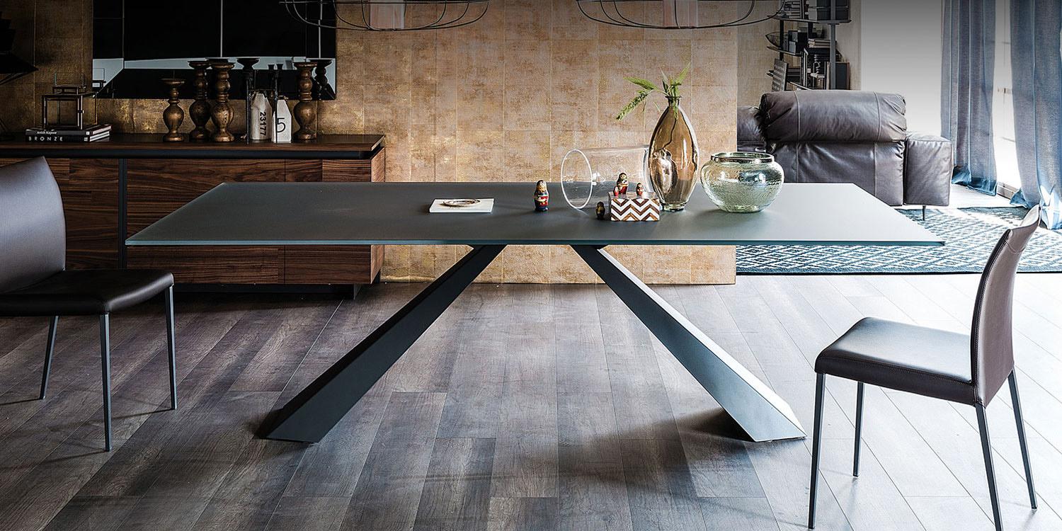 Best dining table for 2024 dark wood floors